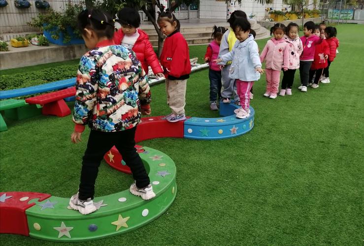 适合小班幼儿居家活动的游戏