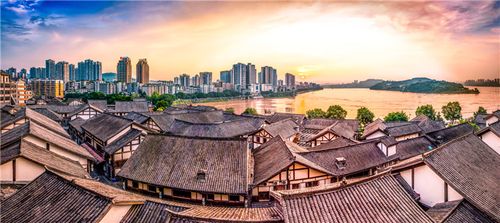 《时光深处的回响:记忆中的老街》 《时光深处的回响:记忆中的老街》