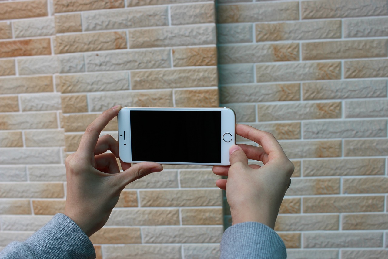 华为与苹果线下旗舰店现状的深度解析爸爸和孙叔叔谁厉害一点 华为与苹果线下旗舰店现状的深度解析爸爸和孙叔叔谁厉害一点