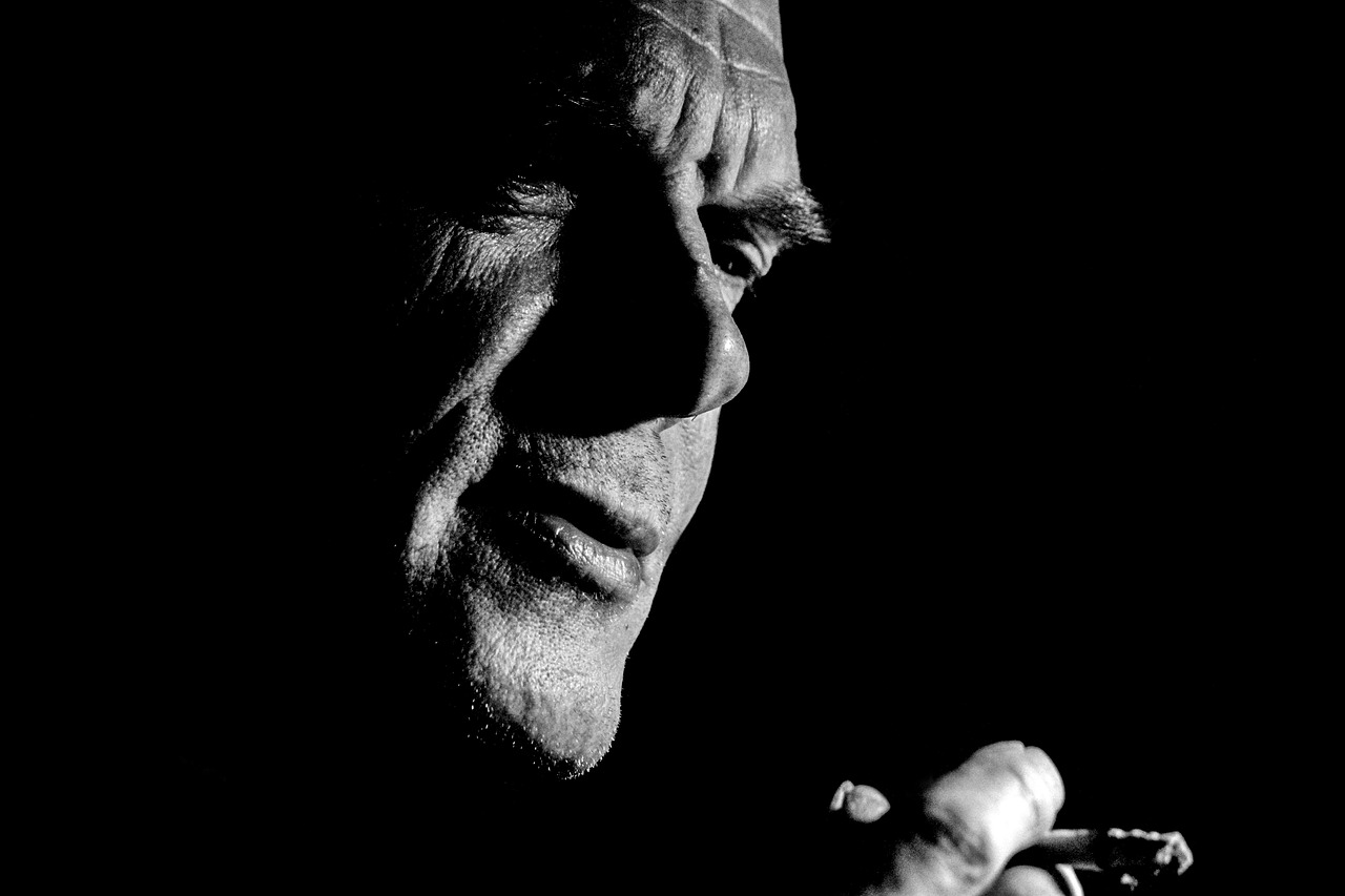 深度解析生化危机,艾达篇——女性力量觉醒,生存之战的崭新篇章 深度解析生化危机,艾达篇——女性力量觉醒,生存之战的崭新篇章