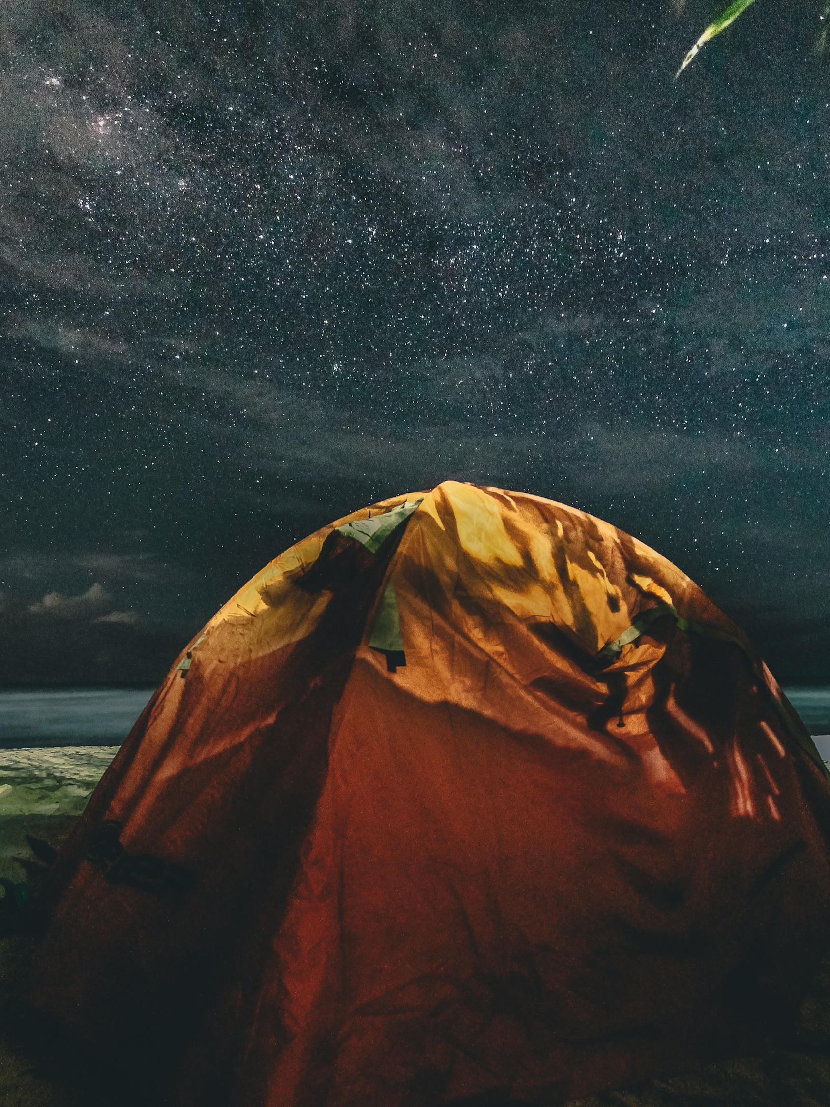 维吉尔,星辰陨落的史诗篇章——探索罗马之子的悲壮归途 维吉尔,星辰陨落的史诗篇章——探索罗马之子的悲壮归途