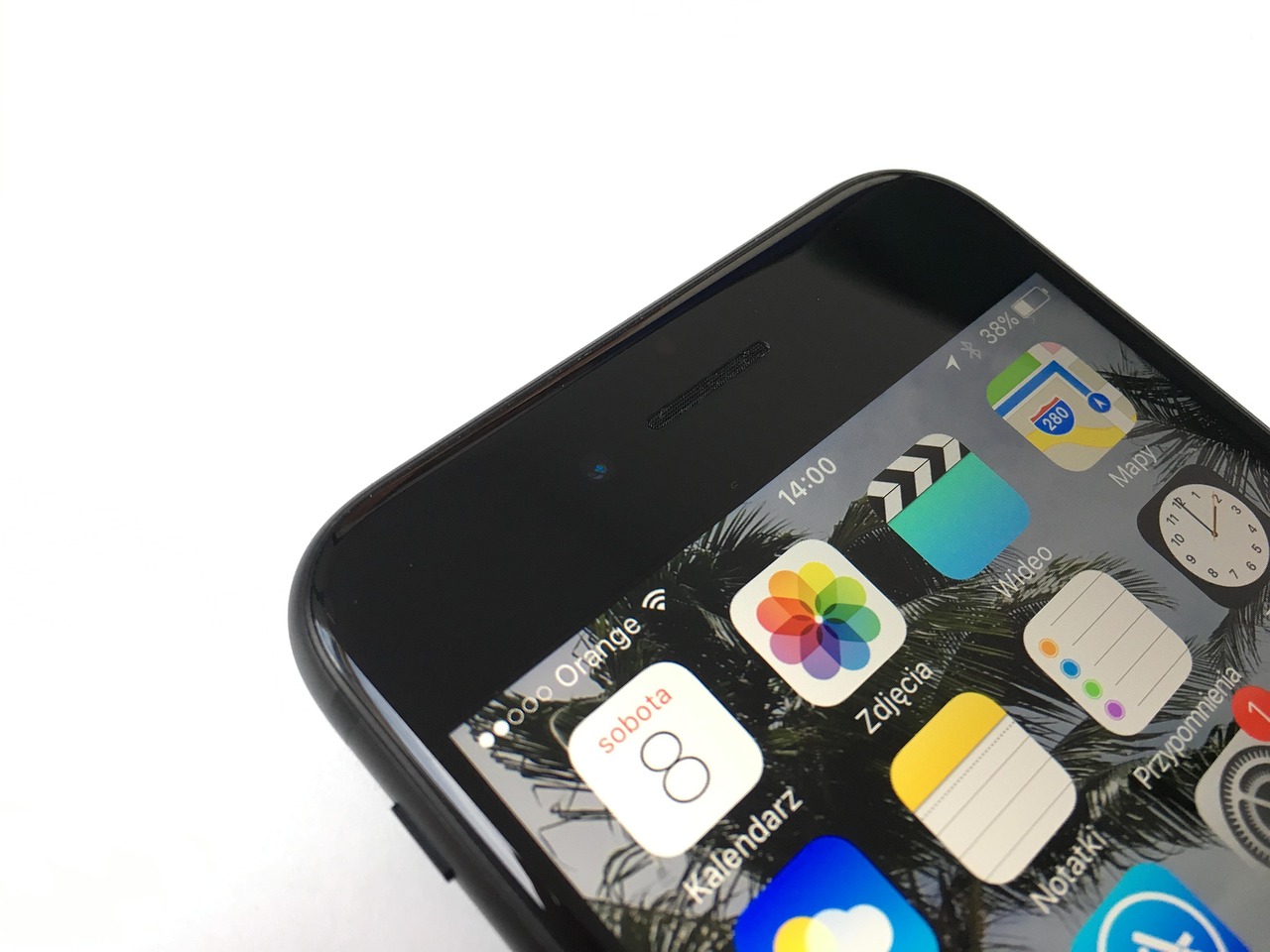 苹果XR系统升级至iOS 18，用户体验、性能提升与潜在问题深度解析